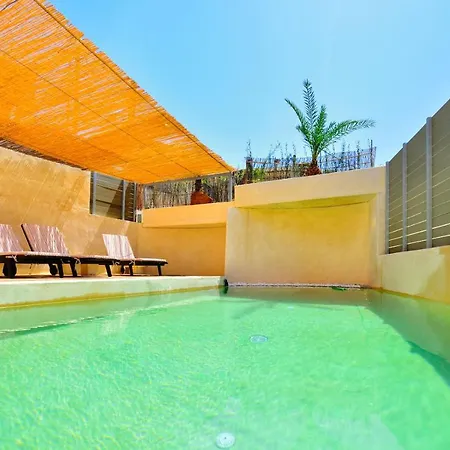 Anemomili Villa *